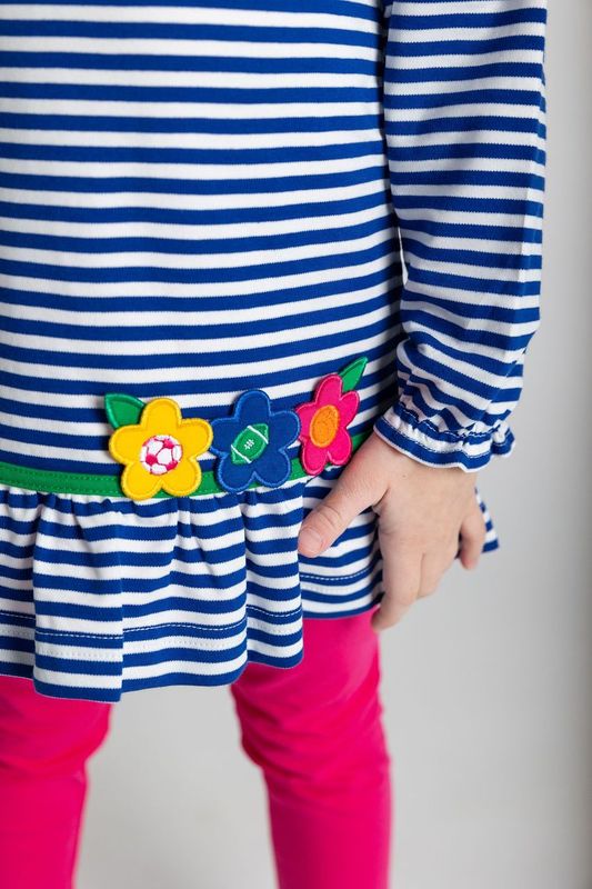 Knit Set With Sport Ball Flowers