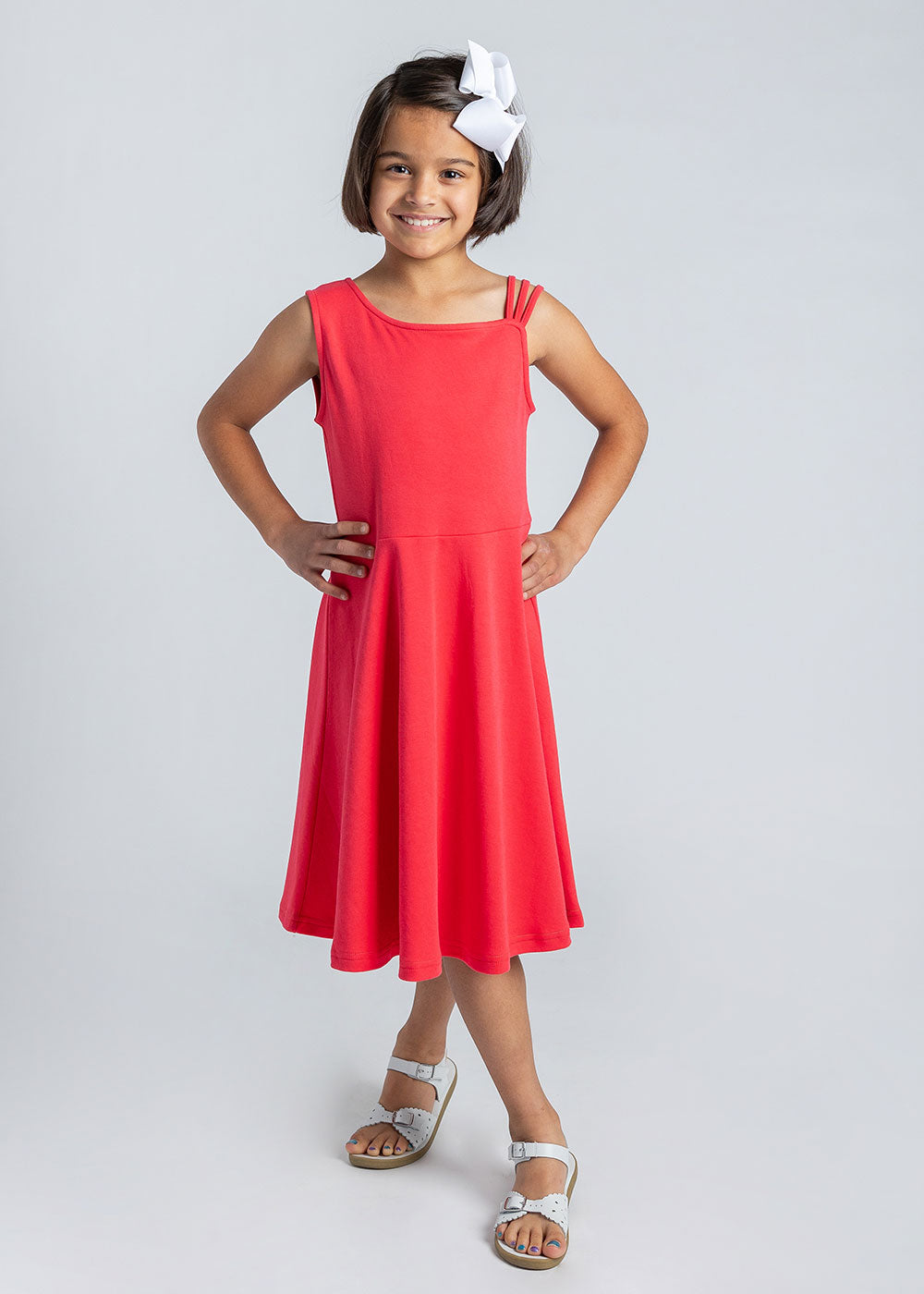 girl wearing the asymmetrical dress
