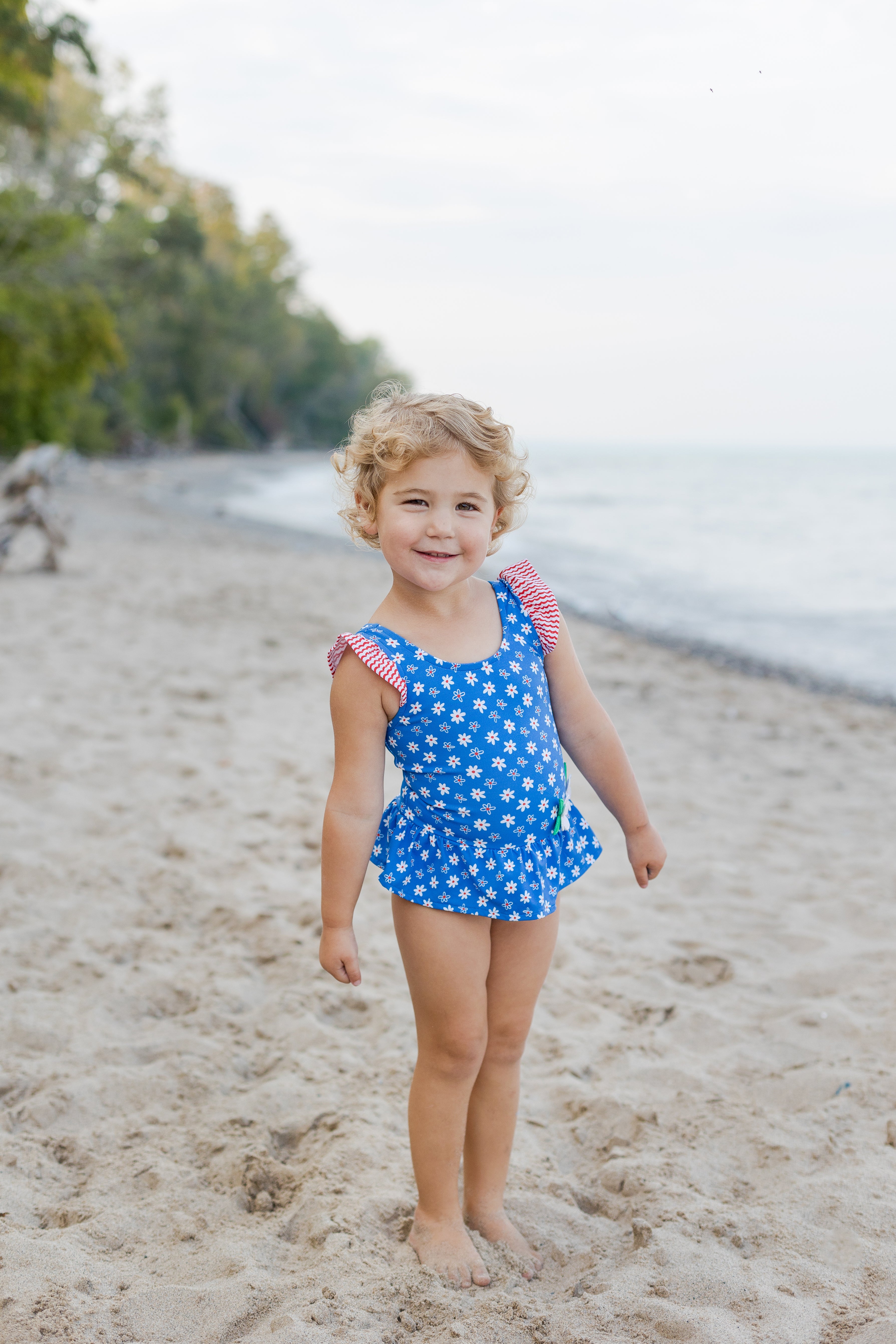 Floral Print Swimsuit With Flowers